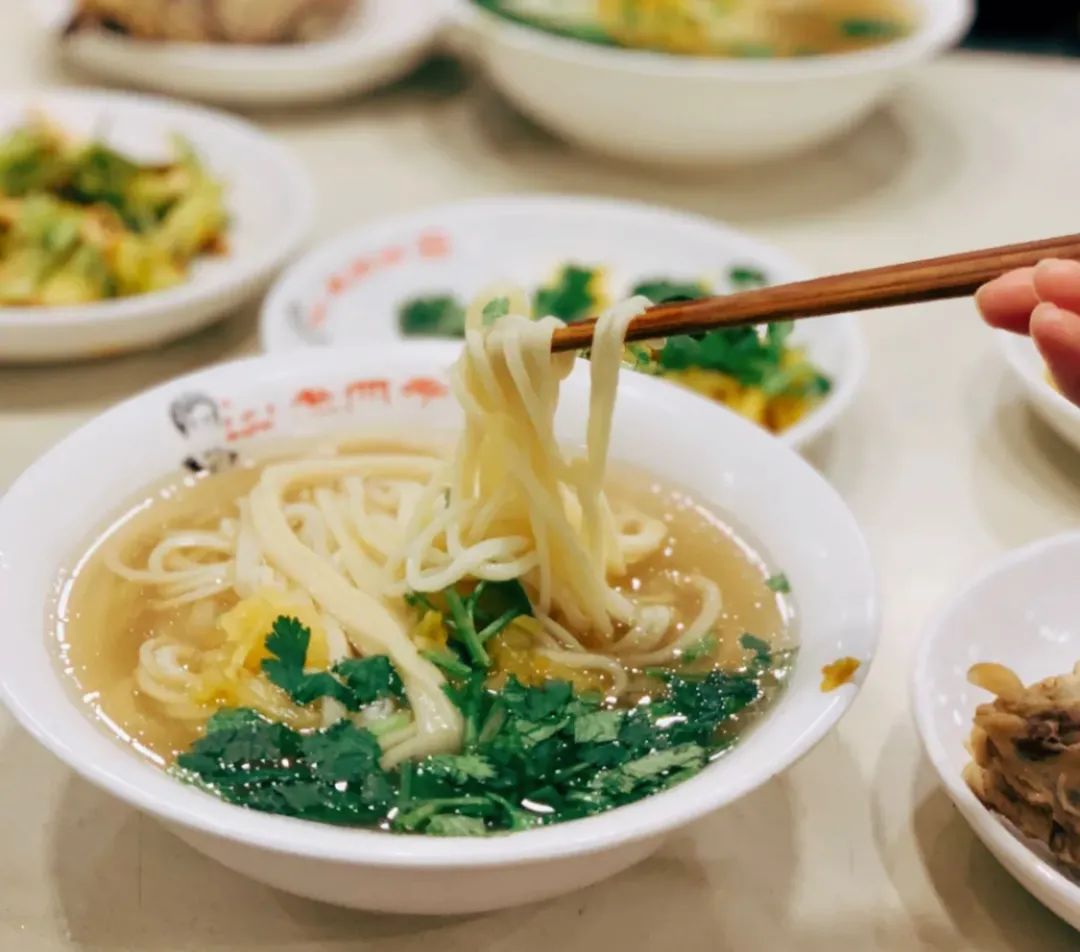 没有一只鸡，能活着走出沈阳休闲区蓝鸢梦想 - Www.slyday.coM