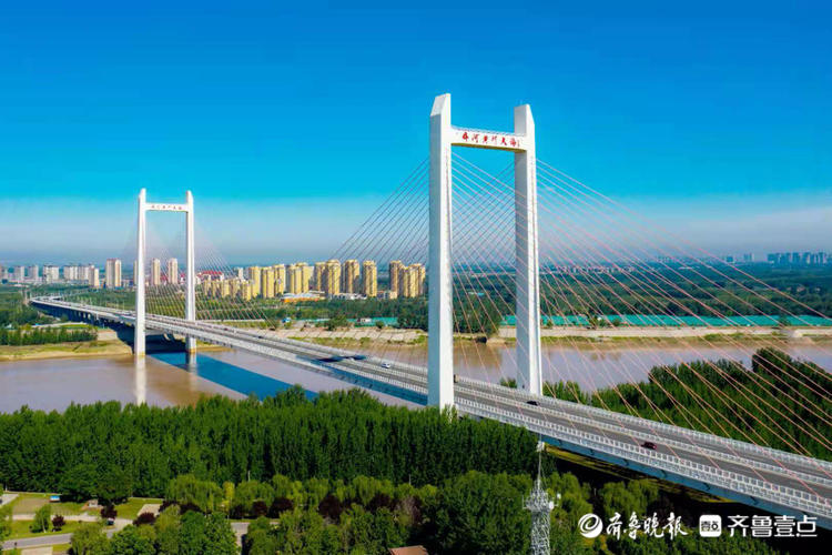 蓝天下的齐河黄河大桥|济南市_新浪新闻