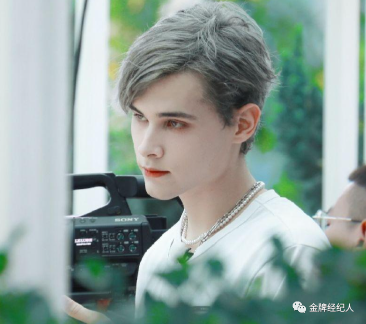 "民选"利路修「上道」