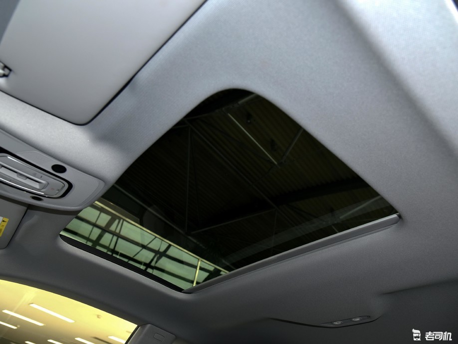 高颜值进口车之选小哥带你一起看奥迪a5