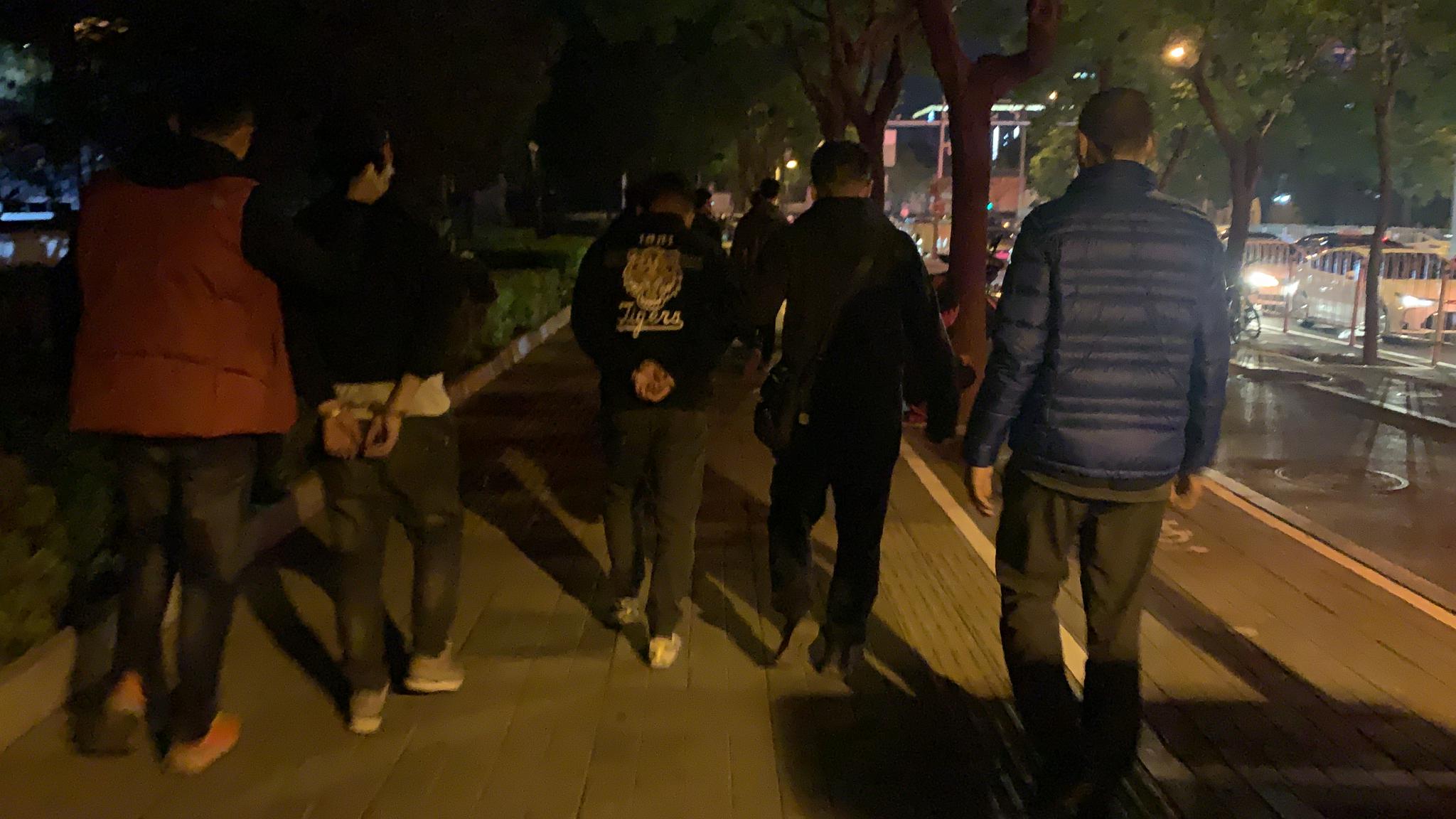 五一小偷没放假三里屯凌晨抓到4个贼