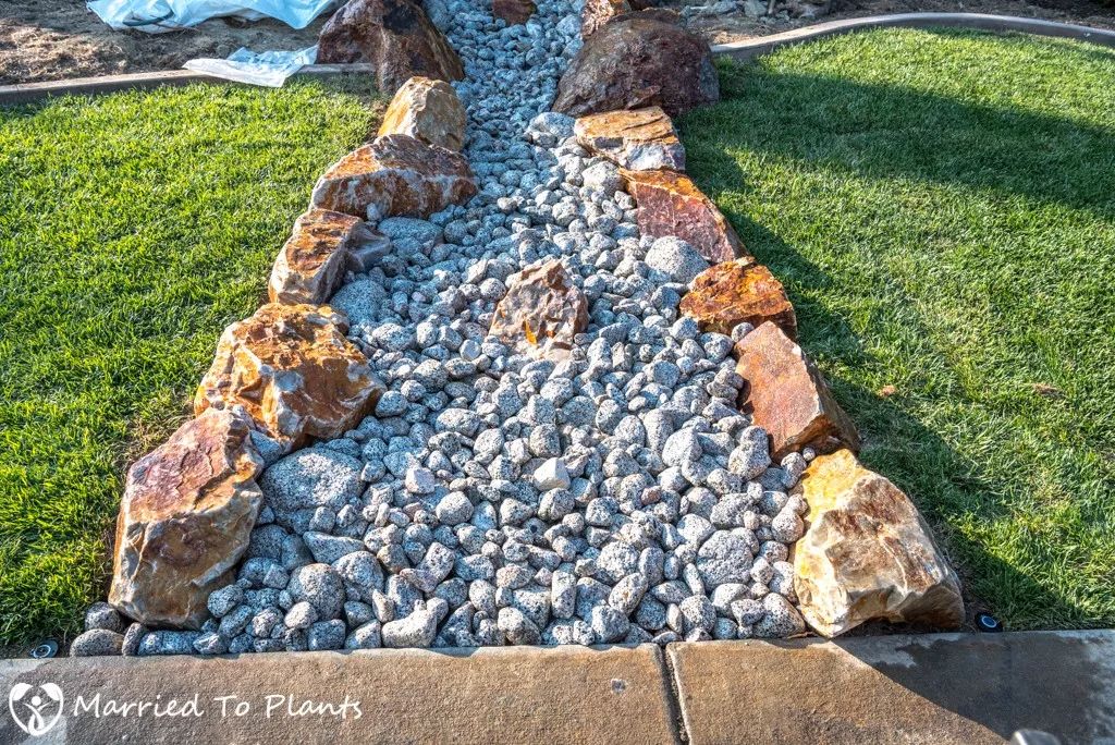 气候,维护等因素进行合理选择下面这些美美哒旱溪景观或许能给你启