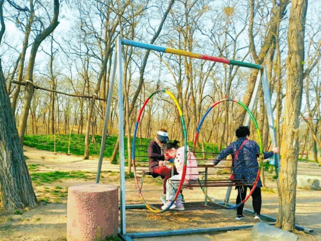 家门口人均40元的遛娃圣地！五一假期带着家人来场说走就走的旅行！嗨翻天！休闲区蓝鸢梦想 - Www.slyday.coM