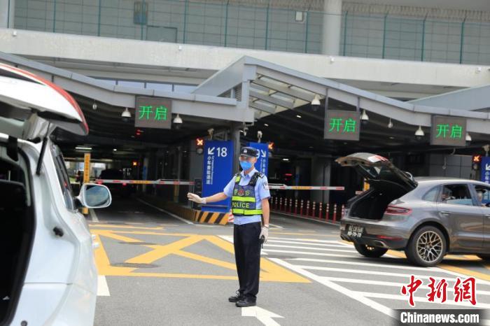 港珠澳大桥珠海公路口岸出入境车辆再创新高