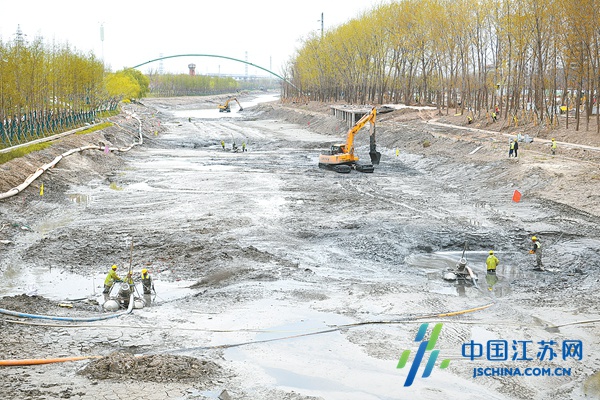盐城串场河时隔64年"见底"清淤 现已全线通水|盐城市_新浪新闻