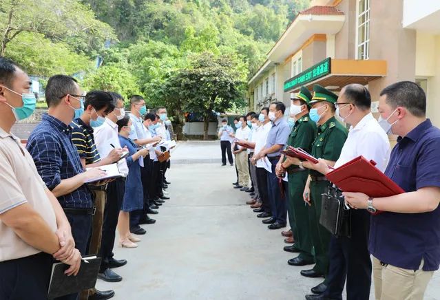 5名赴越专家感染印度变异病毒！钟南山：未来可能要定期打新冠疫苗…休闲区蓝鸢梦想 - Www.slyday.coM