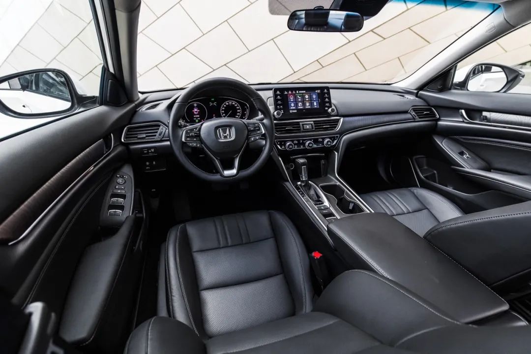 三年销量突破60万第十代雅阁如何创领b级车市场