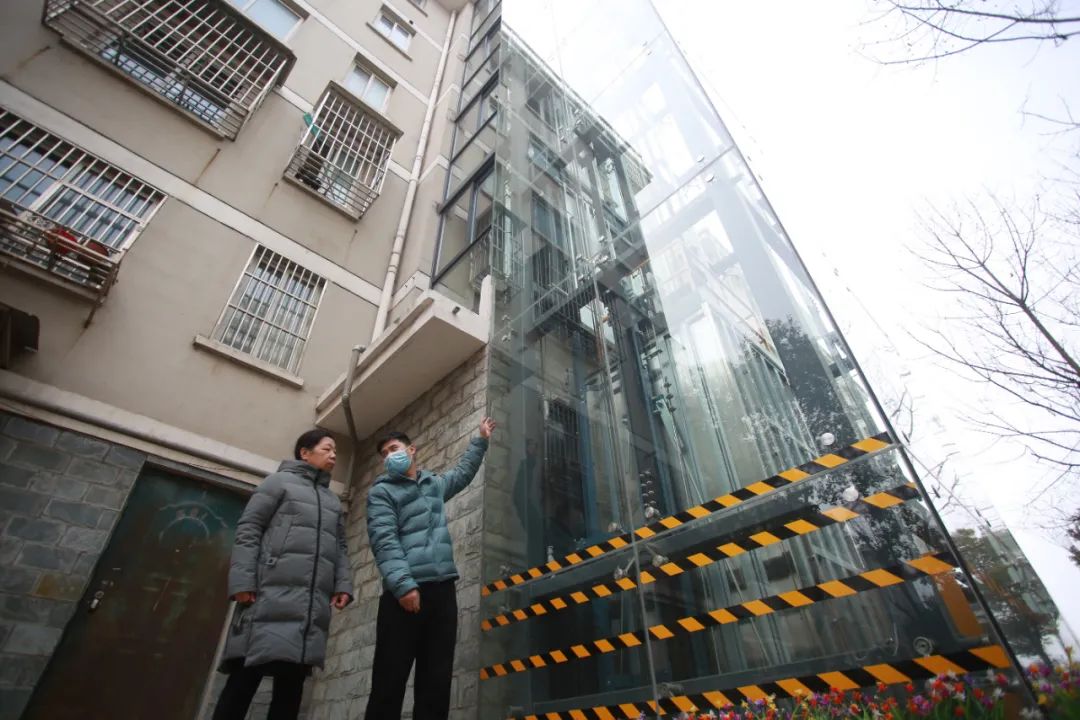 每次1元的公交电梯你怎么看