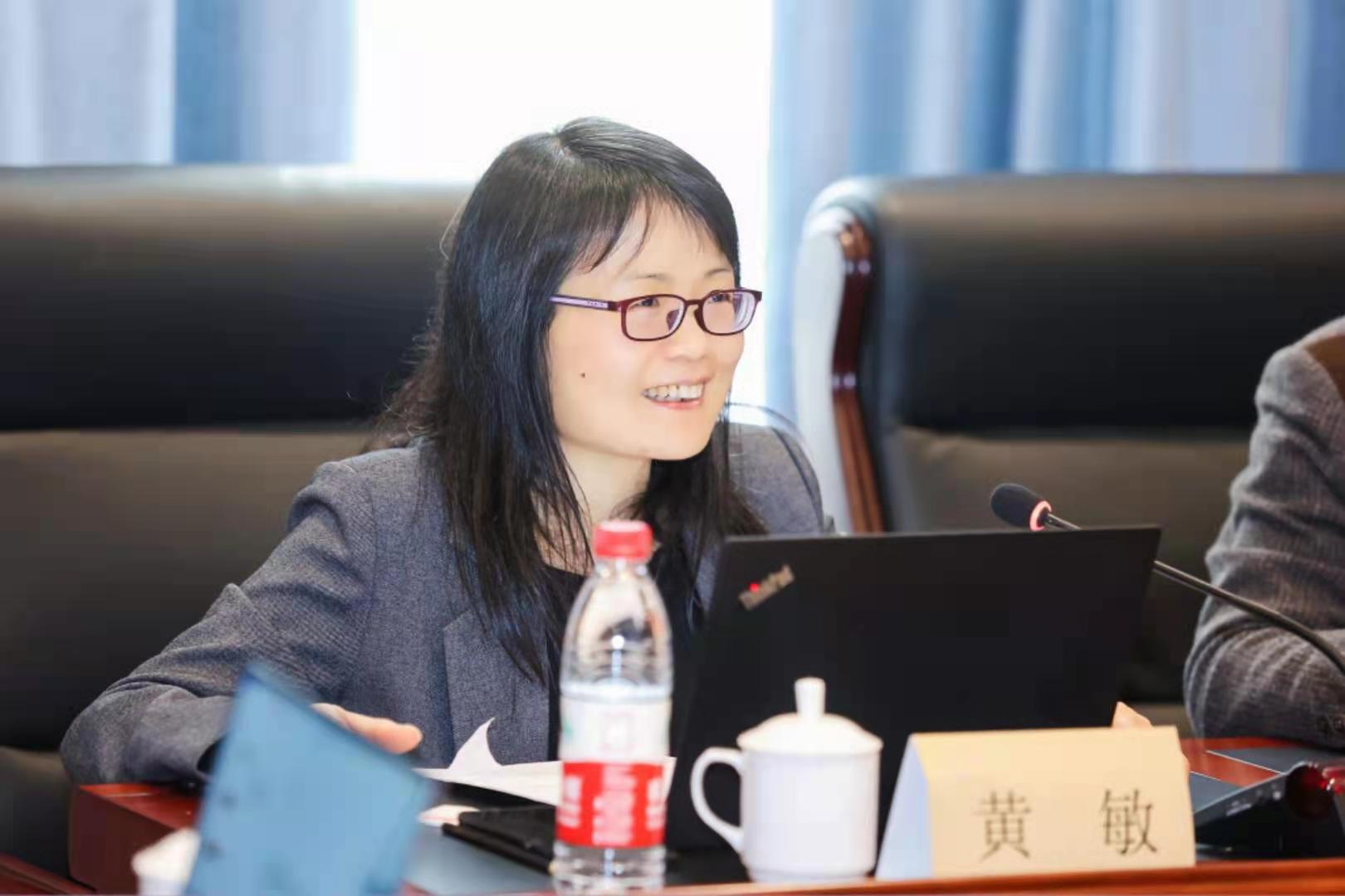 浙江传媒学院新闻传播研究院常务副院长黄敏大力培养数字化人才