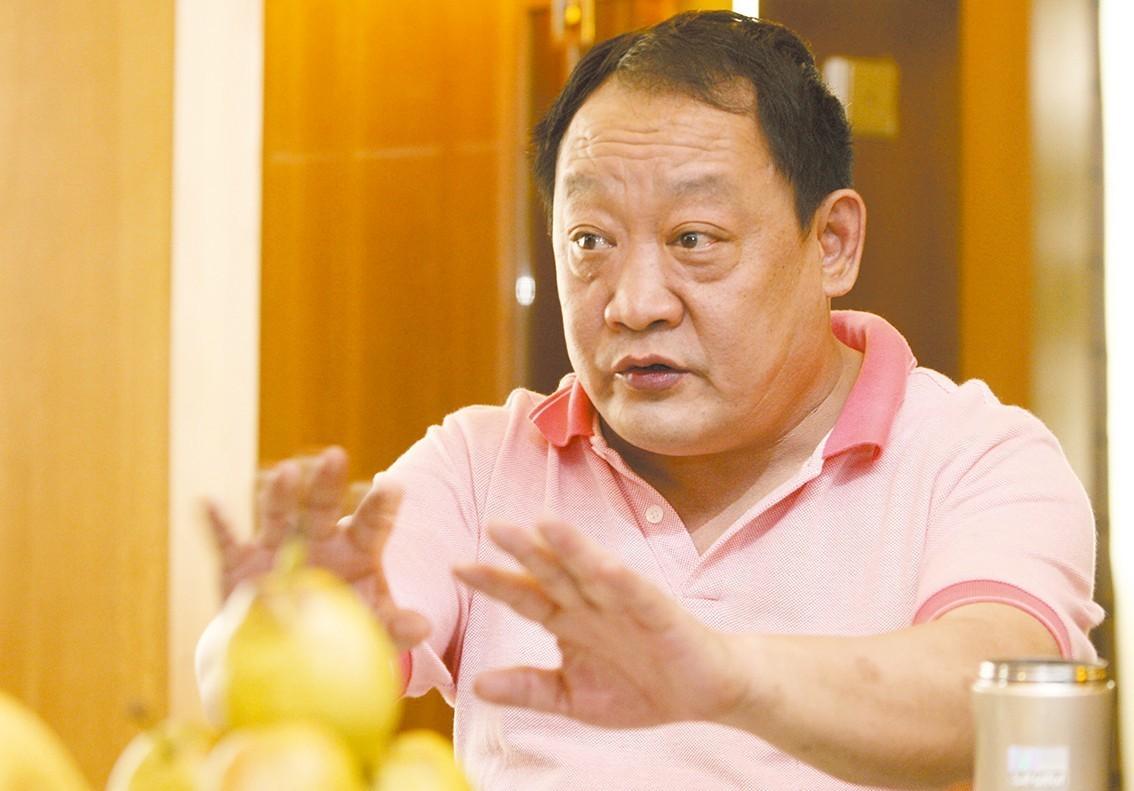 浙商大佬楼忠福的楼塌了房地产营收仅剩千万专职拍戏却拍烂片