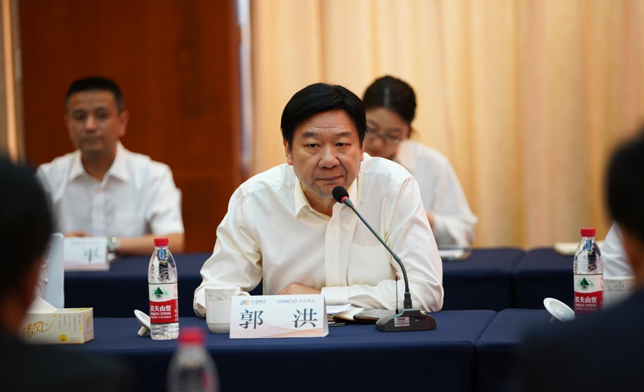 东港集团党委副书记,总裁郭洪