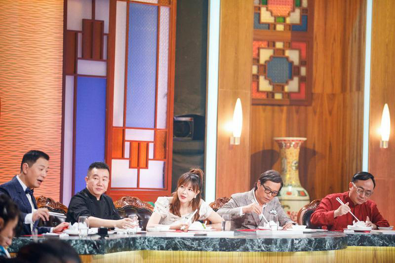 刘芸陈铭携超级食客赴宴粤味好功夫总决赛今晚上演