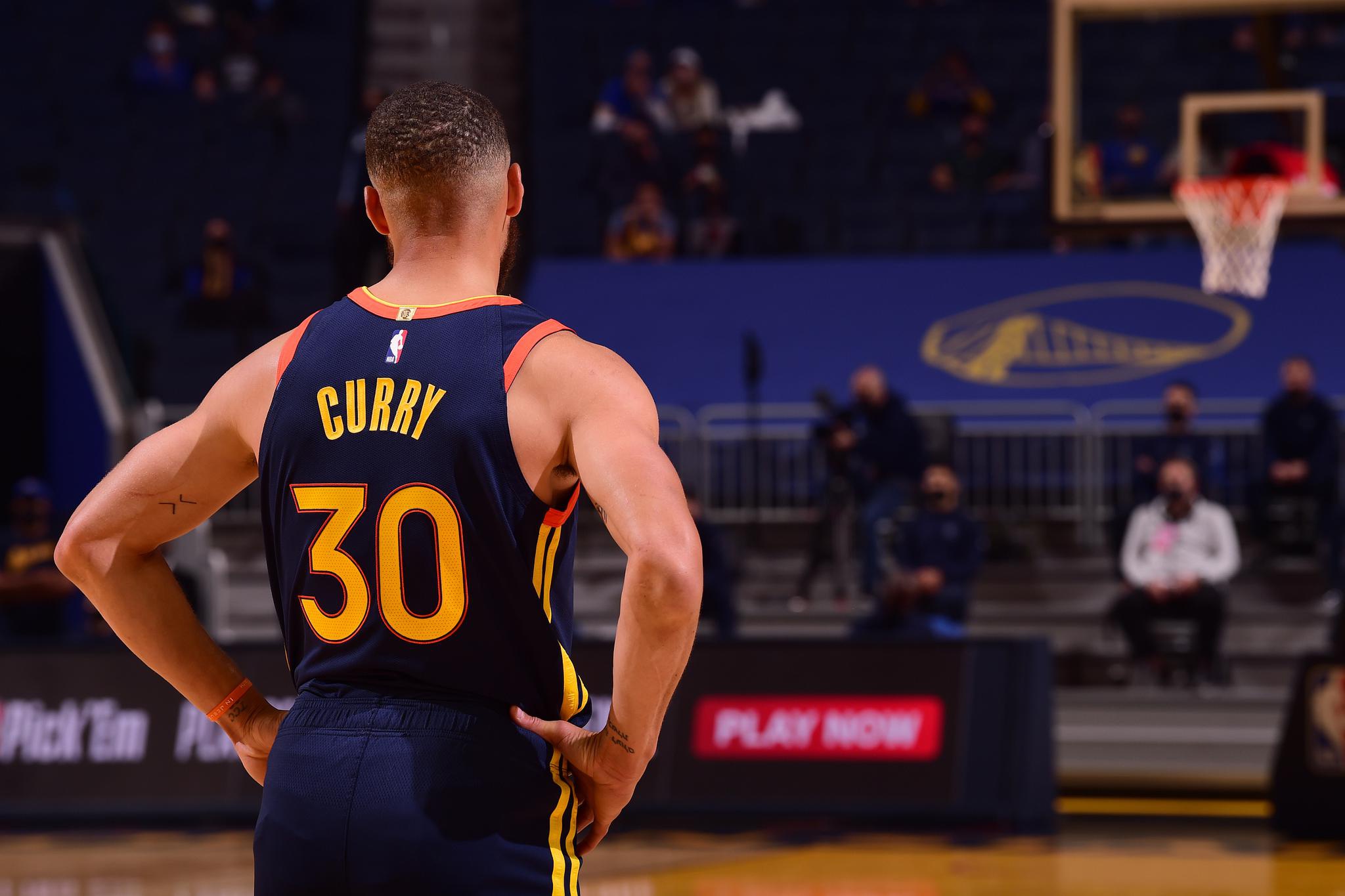 勇士无缘季后赛但nba应该感谢库里他拯救了这个赛季