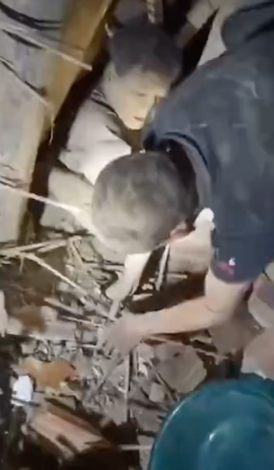 7.4级！6.4级！深夜突发强震！已致3死27伤休闲区蓝鸢梦想 - Www.slyday.coM