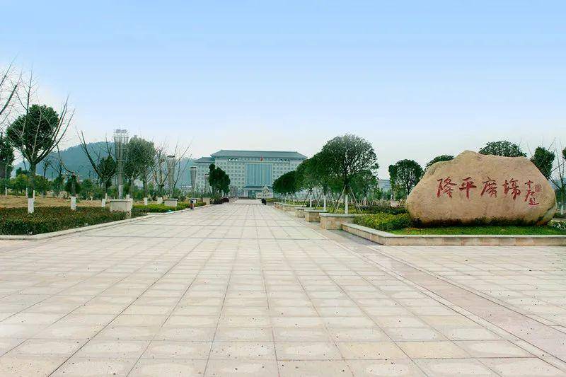 德安县处处体现着隆平元素袁隆平十分关心家乡的发展,把德安列为高产