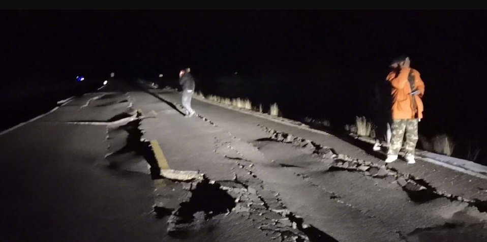 一家十几口刚逃出房就塌了！深夜突发地震：青海7.4级，云南6.4级！刚刚，陕西又发生地震休闲区蓝鸢梦想 - Www.slyday.coM