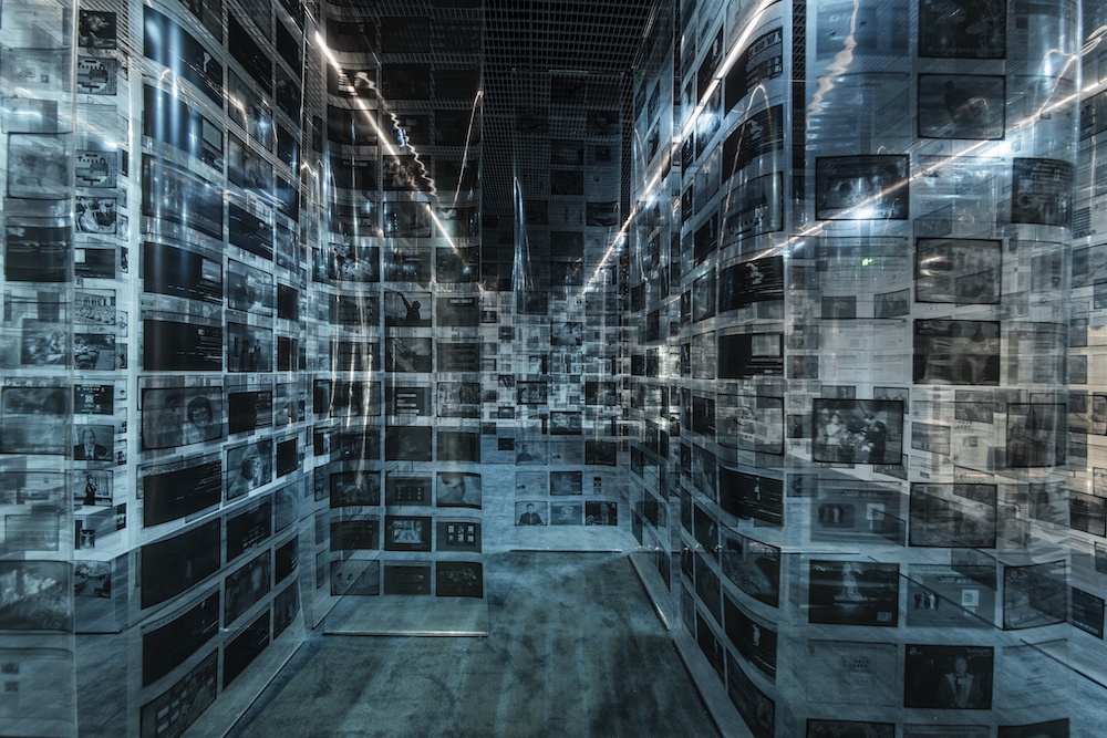 胡介鸣，《1999-2000 传奇》，2000