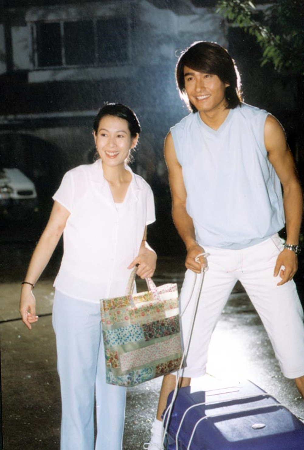 《粉红女郎》里百货公司老总的儿子王浩,和瞿颖合作的《真情告白》,都