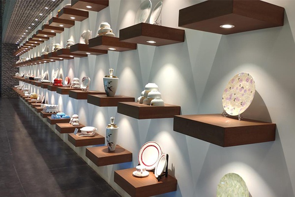 应县陶瓷艺术宫陶瓷展示墙(央广网&nbsp; 牛黎&nbsp; 摄)