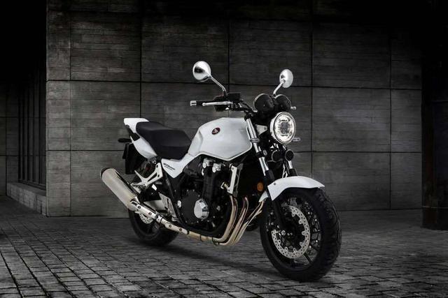 机车党福利本田三款重磅大排摩托上市