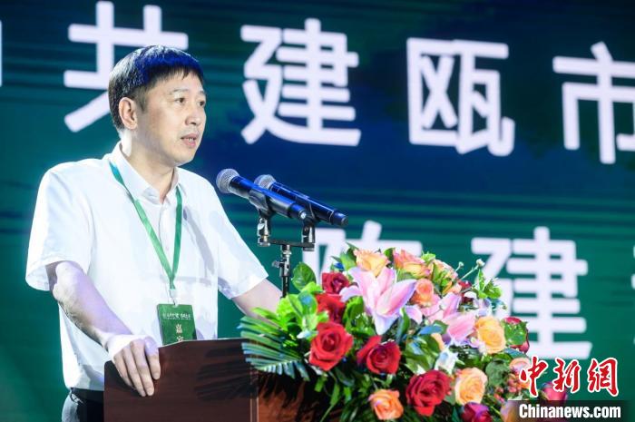 建瓯市委书记陈建新致辞. 李南轩 摄