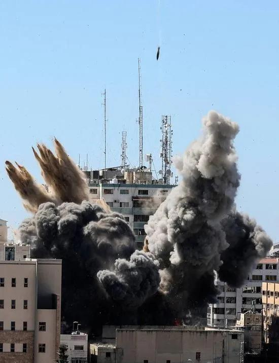 以色列使用大量的GBU航弹，摧毁加沙民用设施