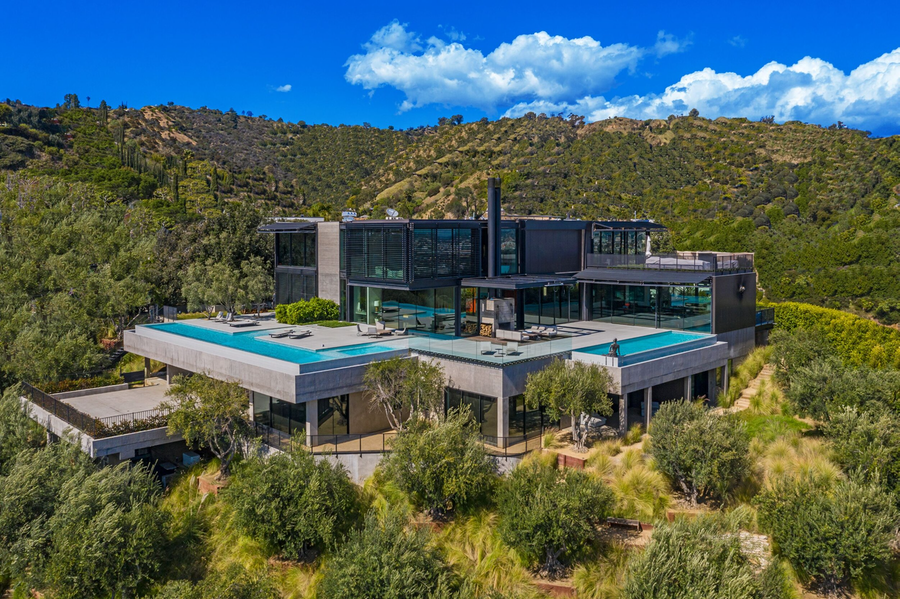 除了名誉权球的好莱坞电影产业,这里的豪宅也是五花八门的设计感