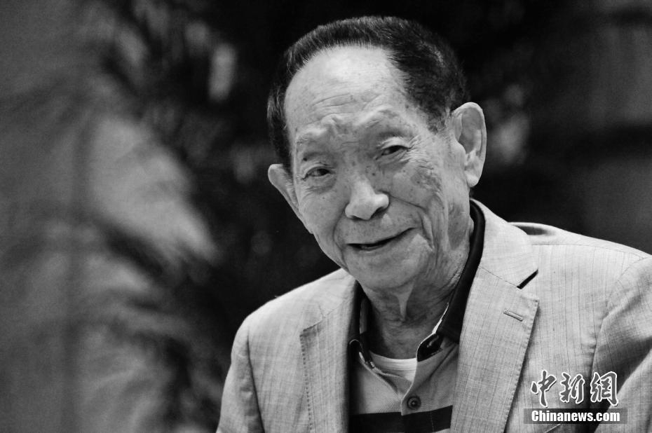 点亮一颗星送别袁隆平