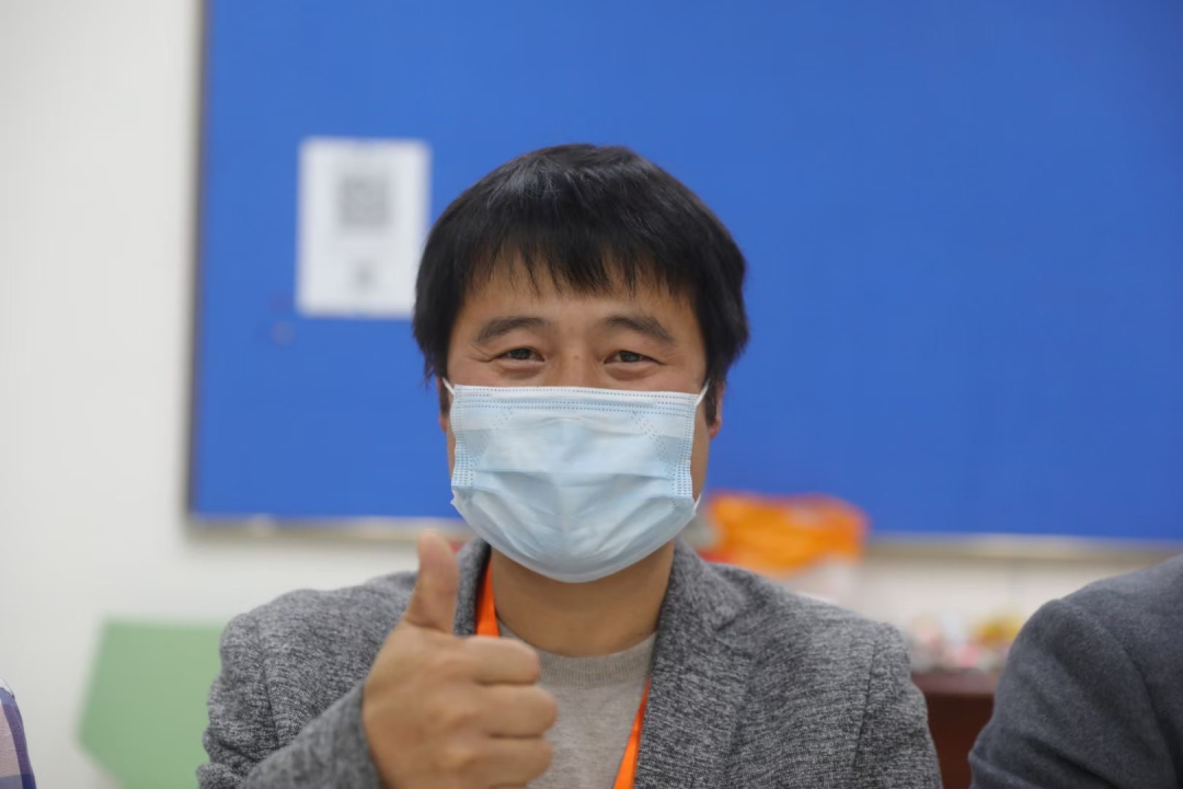 中国故事乡村校长王力辉用不浪漫的勤恳办好家门口的学校