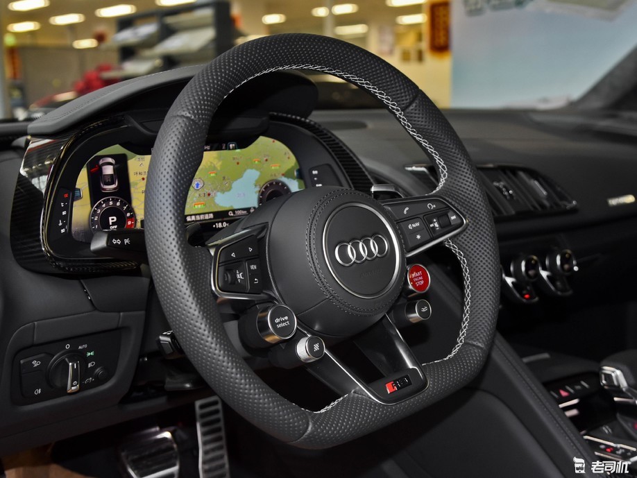 有着兰博基尼灵魂的超跑小哥带你一起看奥迪r8