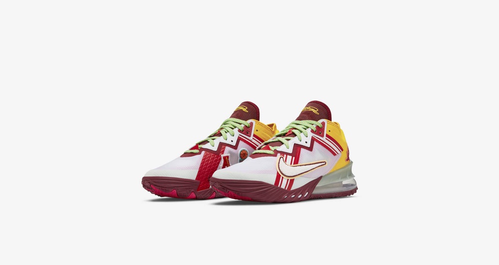 詹姆斯上脚全新联名lebron18low现已发售