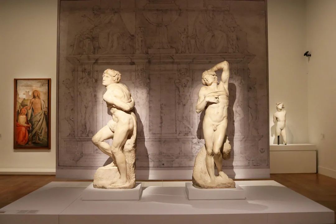 法国卢浮宫等重开,"肉体与灵魂"等特展重启