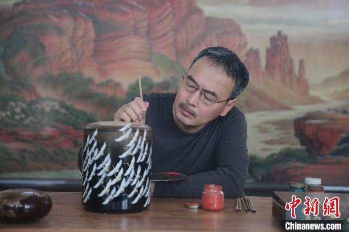 平遥千年推光漆器迎产业巨变 古老手艺重获发展"新生"|文化产业|平遥|