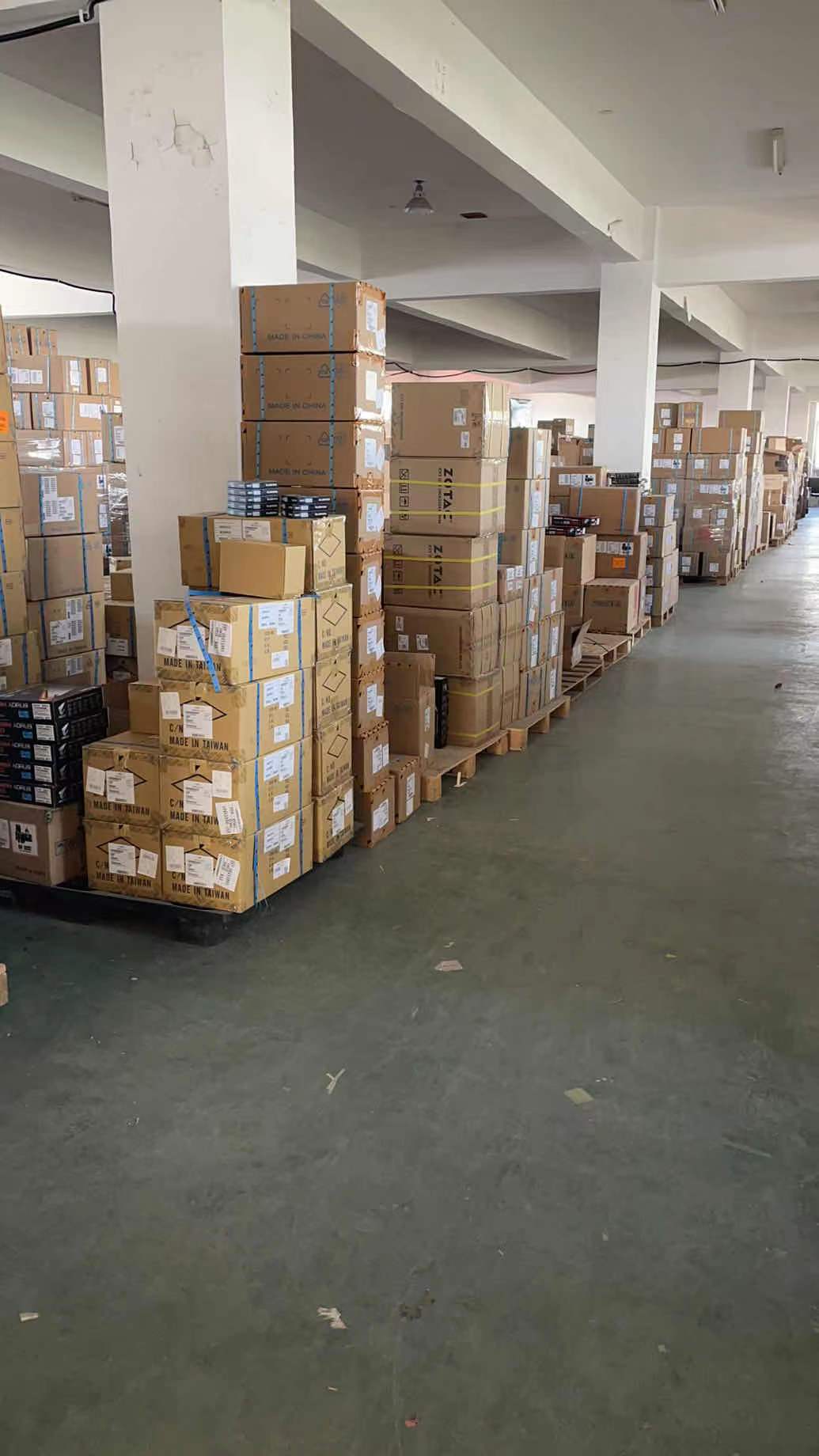 囤显卡的仓库来源:硬盘渠道采购群