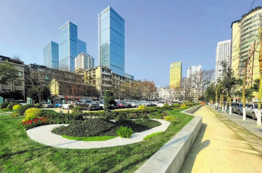 武侯大道铁佛段与金履路交会处,城市空间与绿色生态相互交融锦江区
