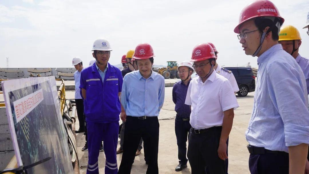 区长徐炜波一行开展"大排查大整治专项行动"安全生产督查工作|舟山市