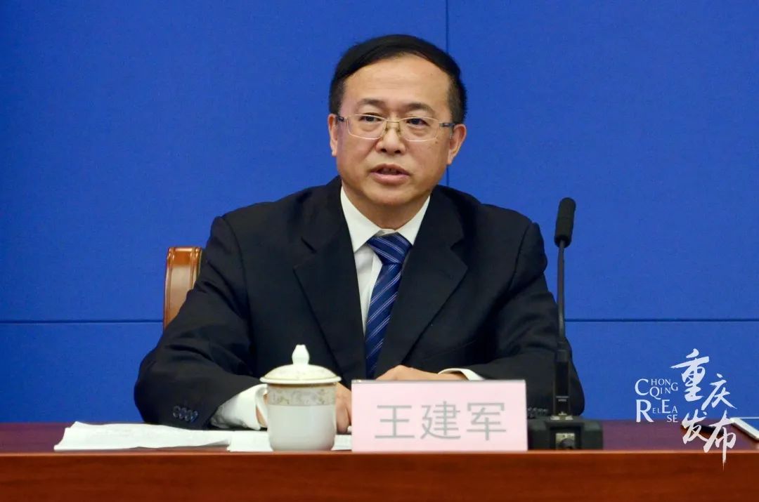 王建军介绍相关情况&nbsp;龚浩月&nbsp;摄