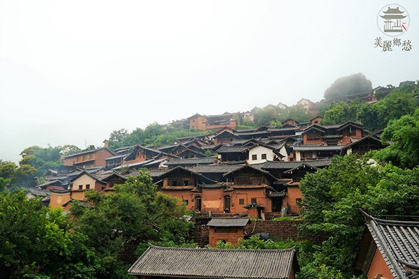 "万驮盐巴千石米,铓铃时鸣驿道里"的诺邓,至今仍保留有完整的明清古