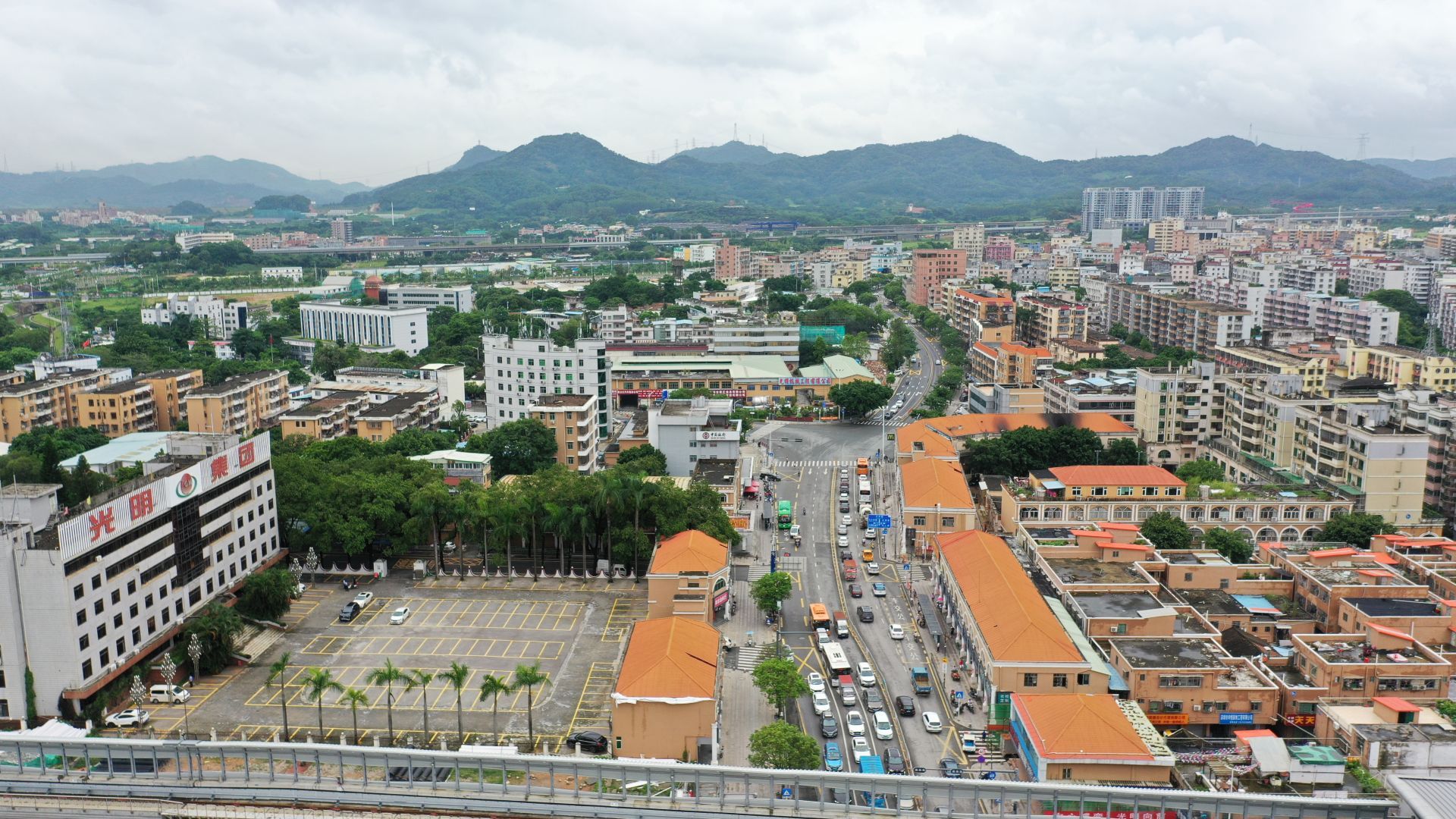 光明大街市政工程征拆任务基本完成!