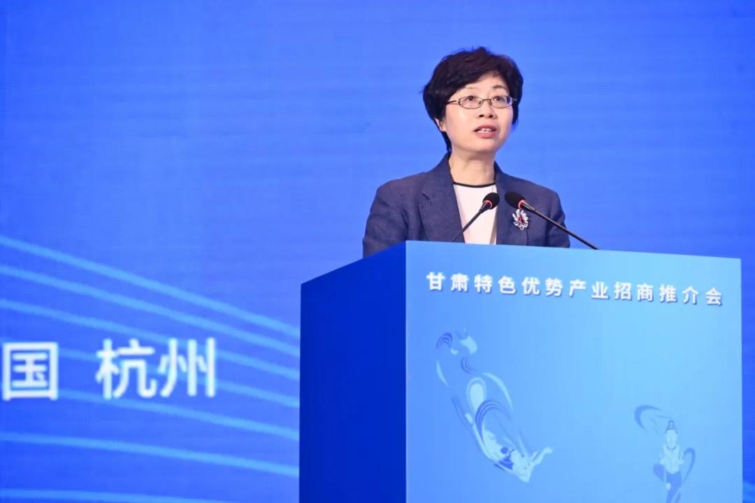 杨平兰州市副市长