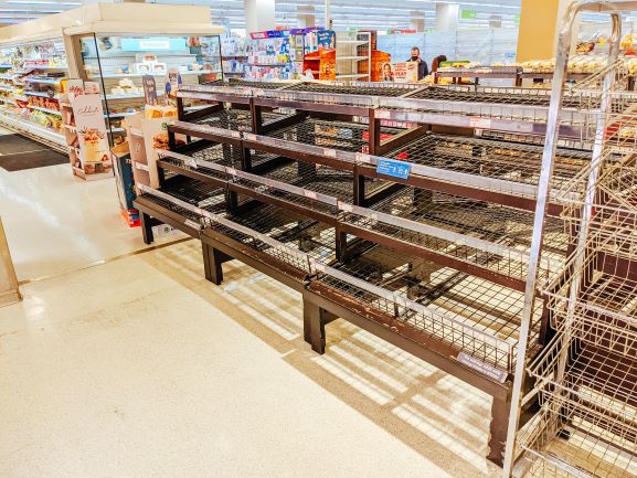 澳大利亚民众抗议"封城"：不满疫苗接种率 现场无人戴口罩休闲区蓝鸢梦想 - Www.slyday.coM