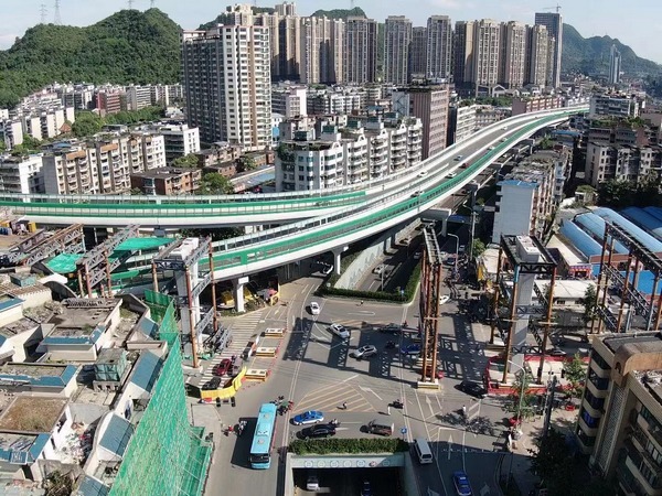 贵阳太金线太慈桥高架桥建设掀起大干热潮