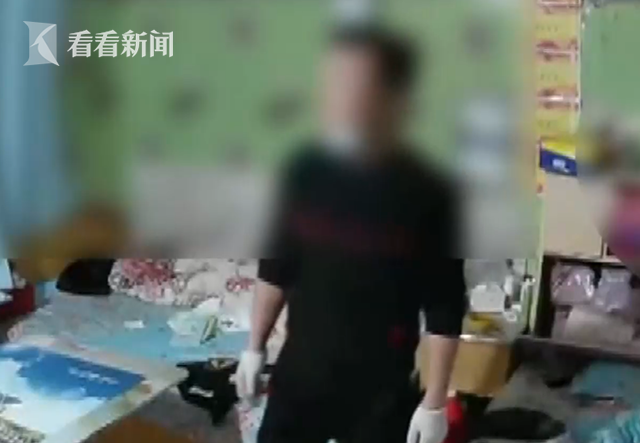 男子入室盗窃被“全程直播” 看到摄像头尴尬戴上口罩休闲区蓝鸢梦想 - Www.slyday.coM
