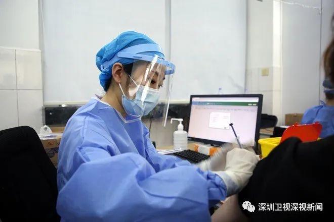 直击深圳疫苗接种现场：增加疫苗供应，加派医务人员，市民有序排队休闲区蓝鸢梦想 - Www.slyday.coM