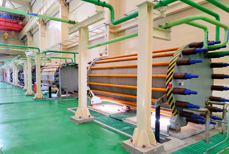 依托科技创新,用新能源替代化石能源,实施了"国家级太阳能电解水制氢