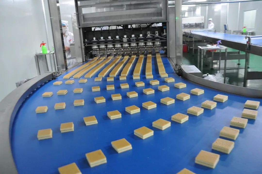 △联泰食品巧克力涂层蛋糕车间