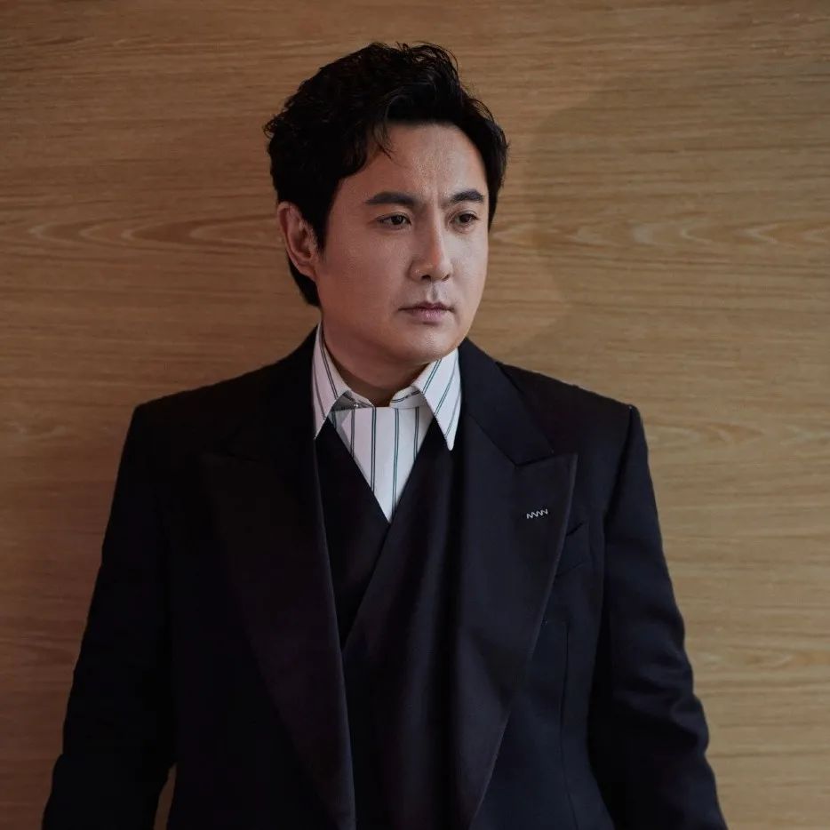 中年颜值杀手不是发福，是发腮休闲区蓝鸢梦想 - Www.slyday.coM