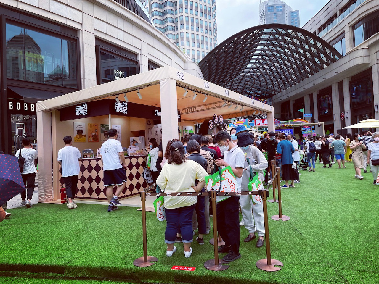 2021上海静安世界咖啡文化节开幕:浓情好味,排队都要喝