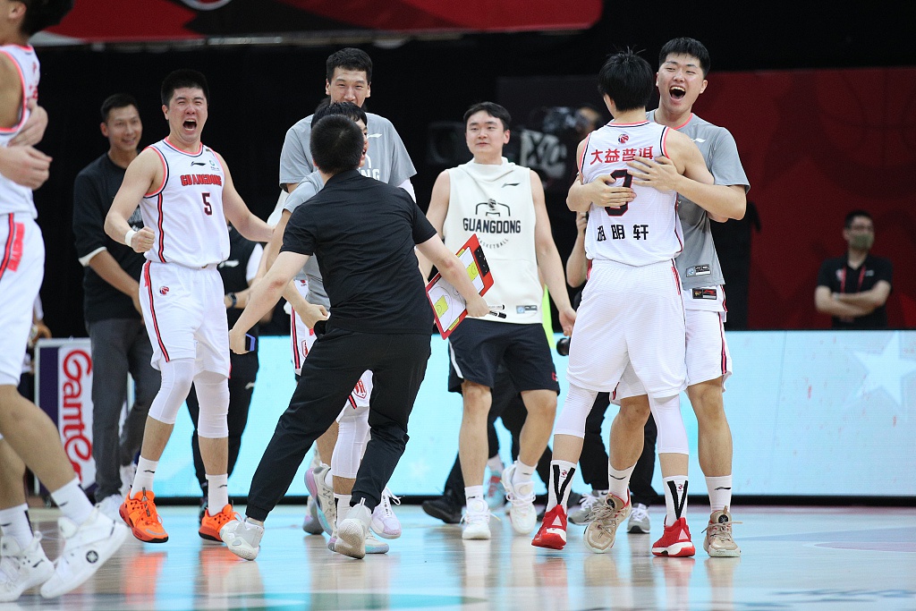 cba总决赛g3广东宏远110103辽宁本钢获队史第11冠