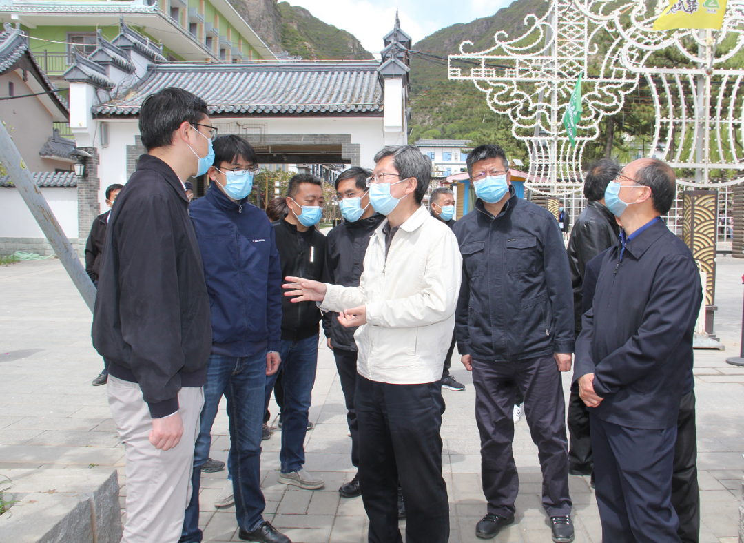 延庆区委书记穆鹏检查五一期间安全生产疫情防控森林防火及假期旅游